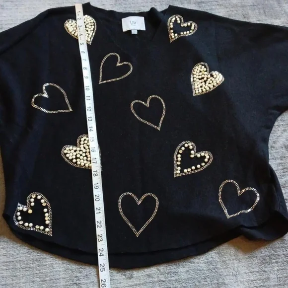 Liv Milano Beaded Heart VNeck Long Sleeve Sweater Soft Slouchy Black White Large - Picture 3 of 8